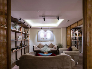 Asian Ruby Center Point Hotel