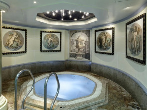 Leonardo Royal Hotel London City