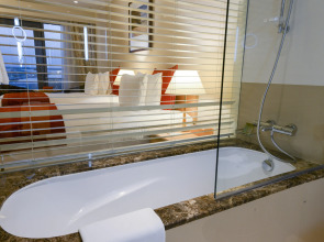 Crowne Plaza Muscat by IHG