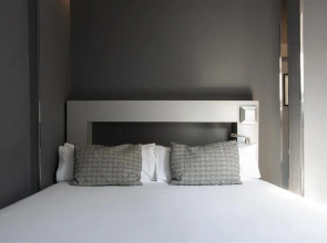 Petit Palace Plaza España