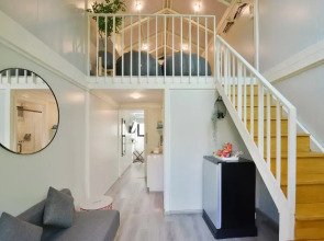 Gate43 Airport Hotel