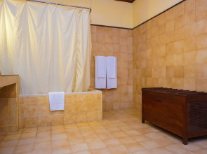 Grand Oriental Hotel