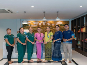 Peace Blue Naiharn Naturist Resort Phuket