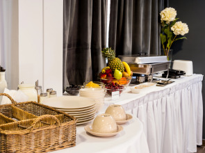 Elina Hotel Apartments