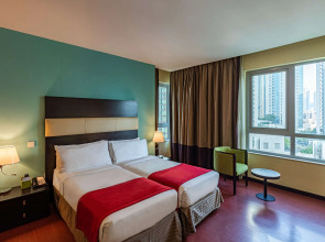 Отель Ramada by Wyndham Downtown Dubai