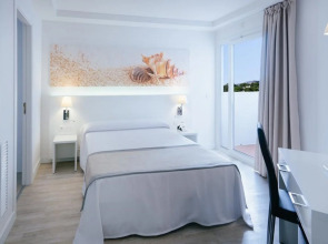 Отель THB María Isabel - Adults Only