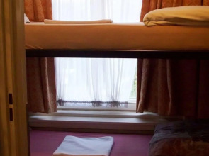 Amsterdam Hostel Sarphati