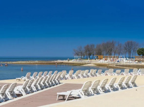 Apartments Polynesia Plava Laguna