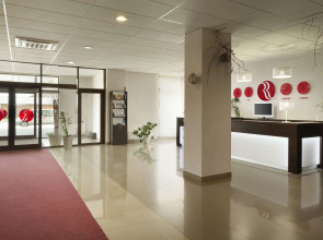 Отель Ramada by Wyndham Львов