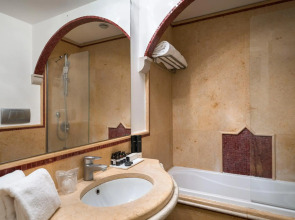 Romano Palace Luxury Hotel