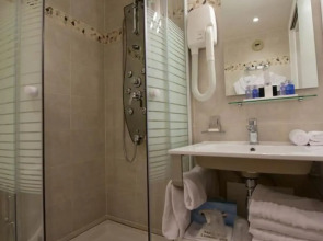 Relais Hotel Du Vieux Paris