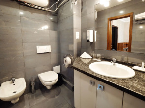 Bishkek Centrum Hotel