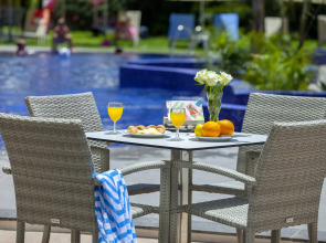 Отель Kapetanios Odysseia