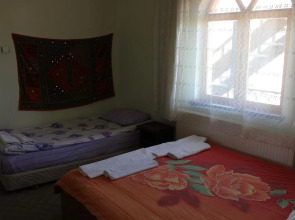 Valleypark Hotel - Hostel