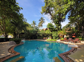 Sunrise Tropical Resort