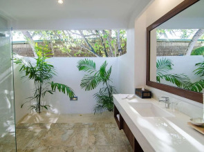 Отель Summer Island Maldives