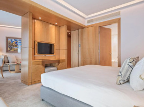 Отель Melia Athens