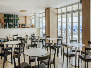 Globales Cala Vinas Adults Only 16+