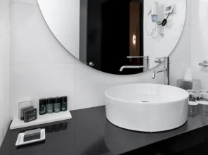 The Savoy Tel-Aviv, Sea Side