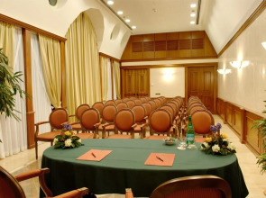 Andreola Central Hotel