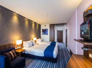 Holiday Inn Express Lisbon - Alfragide by IHG