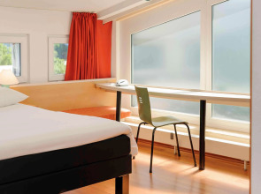 Me and All Hotel Berlin East Side, by Hyatt - NEW OPENING