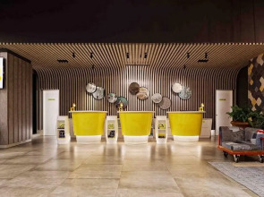 YELLO Hotel Harmoni Jakarta