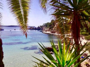 Bella Colina I Vintage Hotel 1953