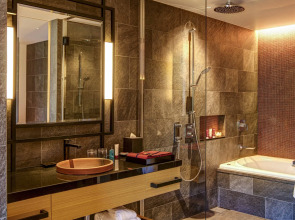 Garrya Nijo Castle Kyoto