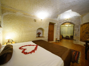 Harman Cave Hotel