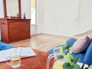 Солнечный эвкалипт на улице Крылова