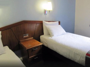 Travelodge London Kings Cross Royal Scot Hotel