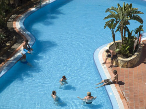 Apartamentos Marola Park