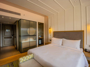 Holiday Inn Goa Candolim by IHG