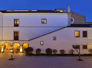 Pousada Castelo de Palmela - Historic Hotel