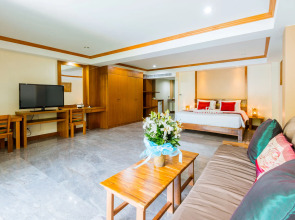 Отель Ocean Pie Phuket