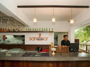 Kuta One Party Hotel