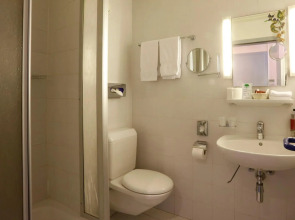 Le Montbrillant Hôtel Residence