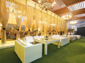 DoubleTree by Hilton Gurugram Baani Square