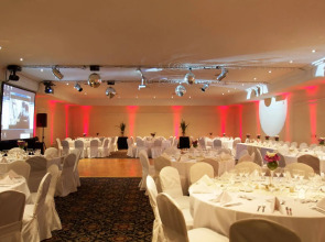 Argenta Tower Hotel & Suites