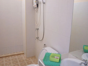 Jirasin Hotel & Apartment