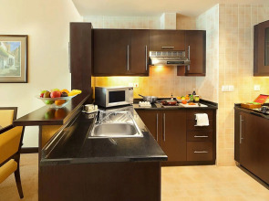 Al Manzel Hotel Apartments