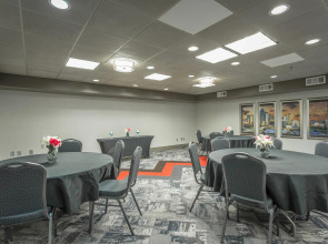 Inn at the Peachtrees, an Ascend Collection Hotel