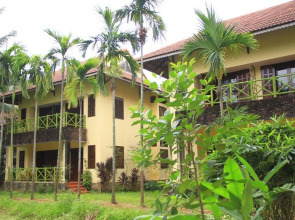 Waterside Resort & Spa