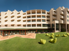 Holiday Inn Algarve Albufeira by IHG