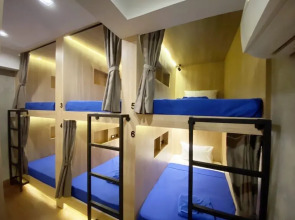 Patong Poshtel - Adults Only - Hostel