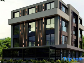 Oli Hotel And Suites