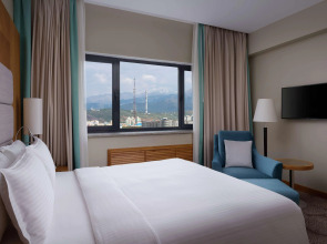 Отель DoubleTree by Hilton Almaty