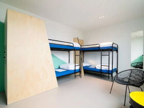 Via Amsterdam - Hostel