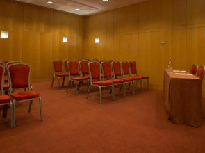 VIP Executive Entrecampos Hotel & Conference